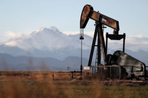 科罗拉多州达科诺附近的一座油井。